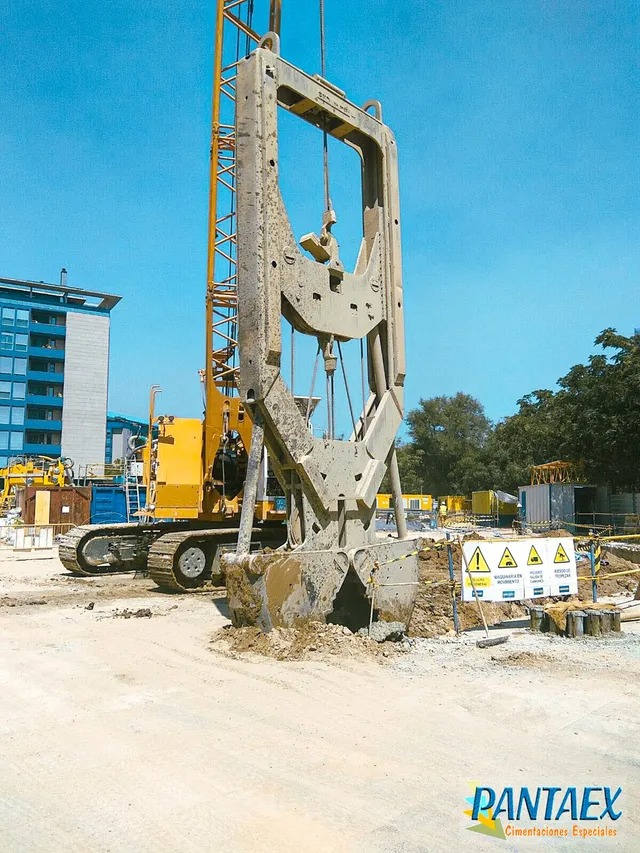Excavadora de pinza